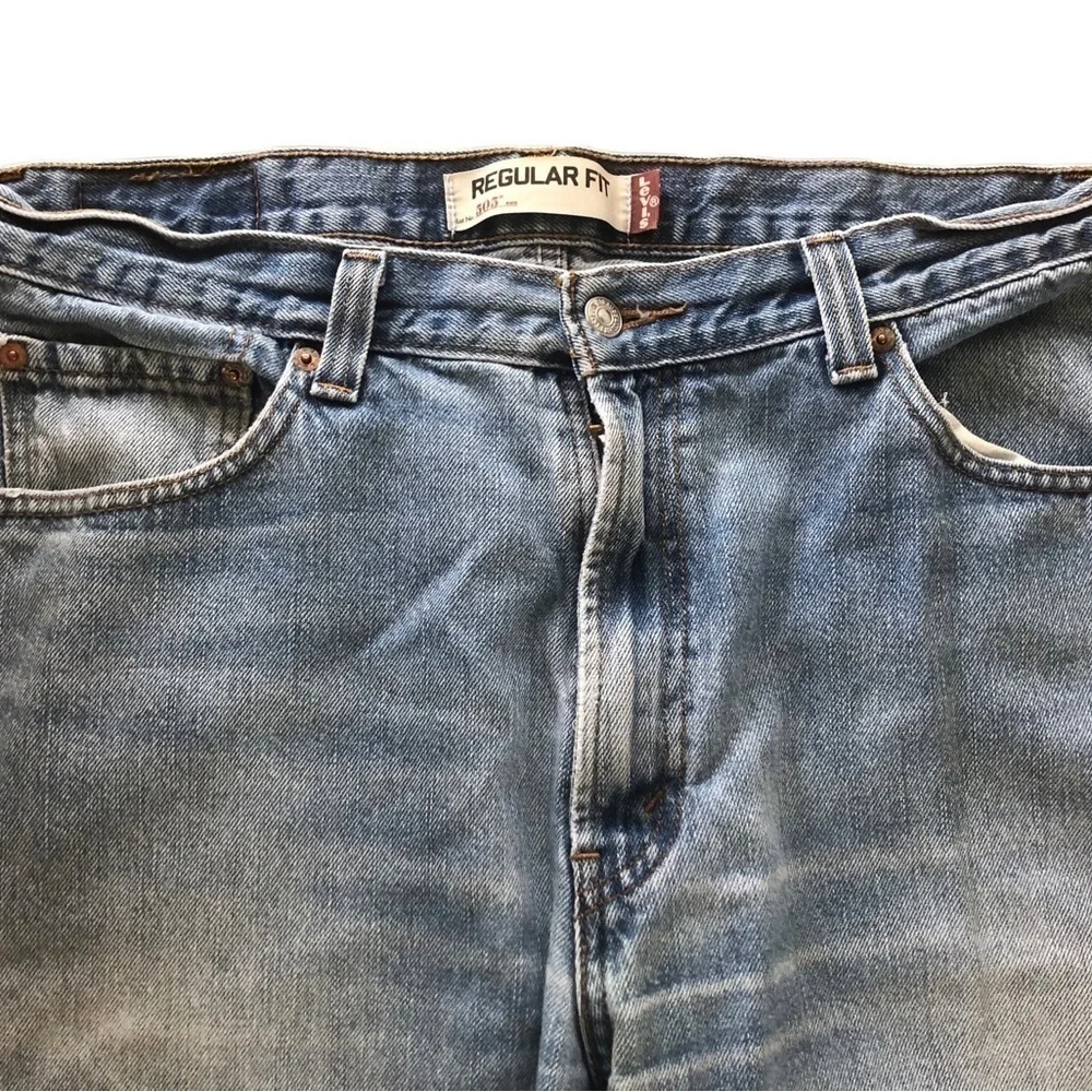 Levi’s 505 Regular Fit Jeans Size 36X32 Med Wash Faded Distressed Casual